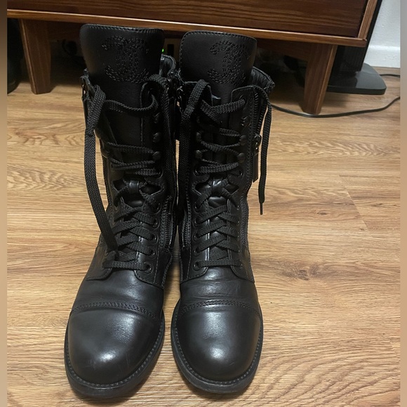 Chanel Lace Up Black Combat Boots Women’s Size 9 1/2 (Euro 39 1/2) - Picture 1 of 8